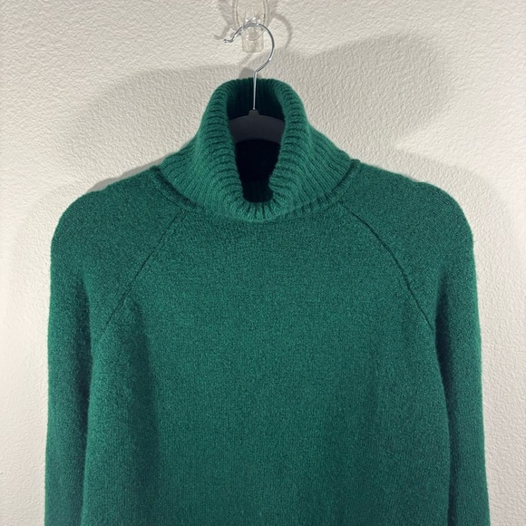 Zara Green Turtleneck Sweater with Ribbed Details Sm Academia Pullover Fall - Picture 3 of 12